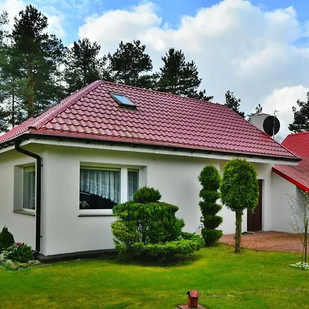 Spacious Cottage, Idyllic Right On The Lake, Spore